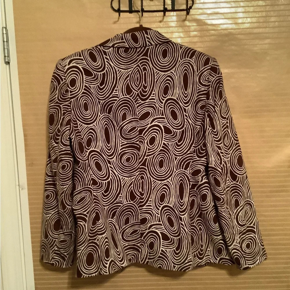 LE SUIT~BROWN~GEO BLAZER~8P - Picture 2 of 7
